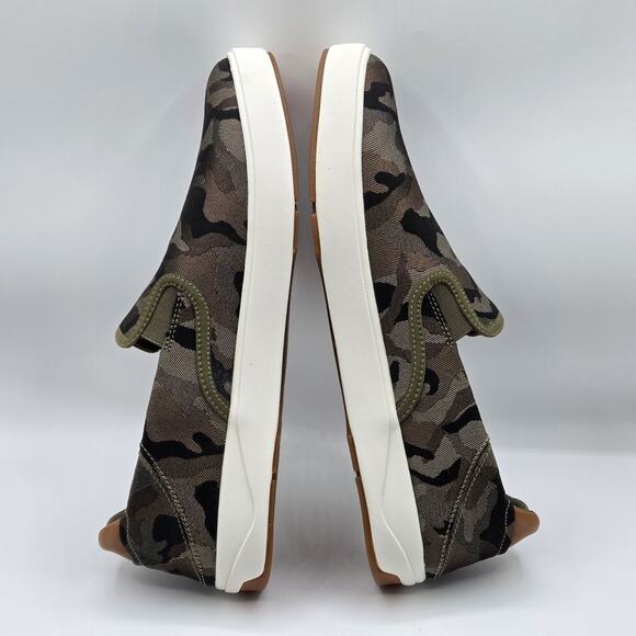 OluKai Men\'s 11 Lae\'ahi Pa\'i Green Camo Slip-On Casual Comfort Sneaker Shoe main image 6
